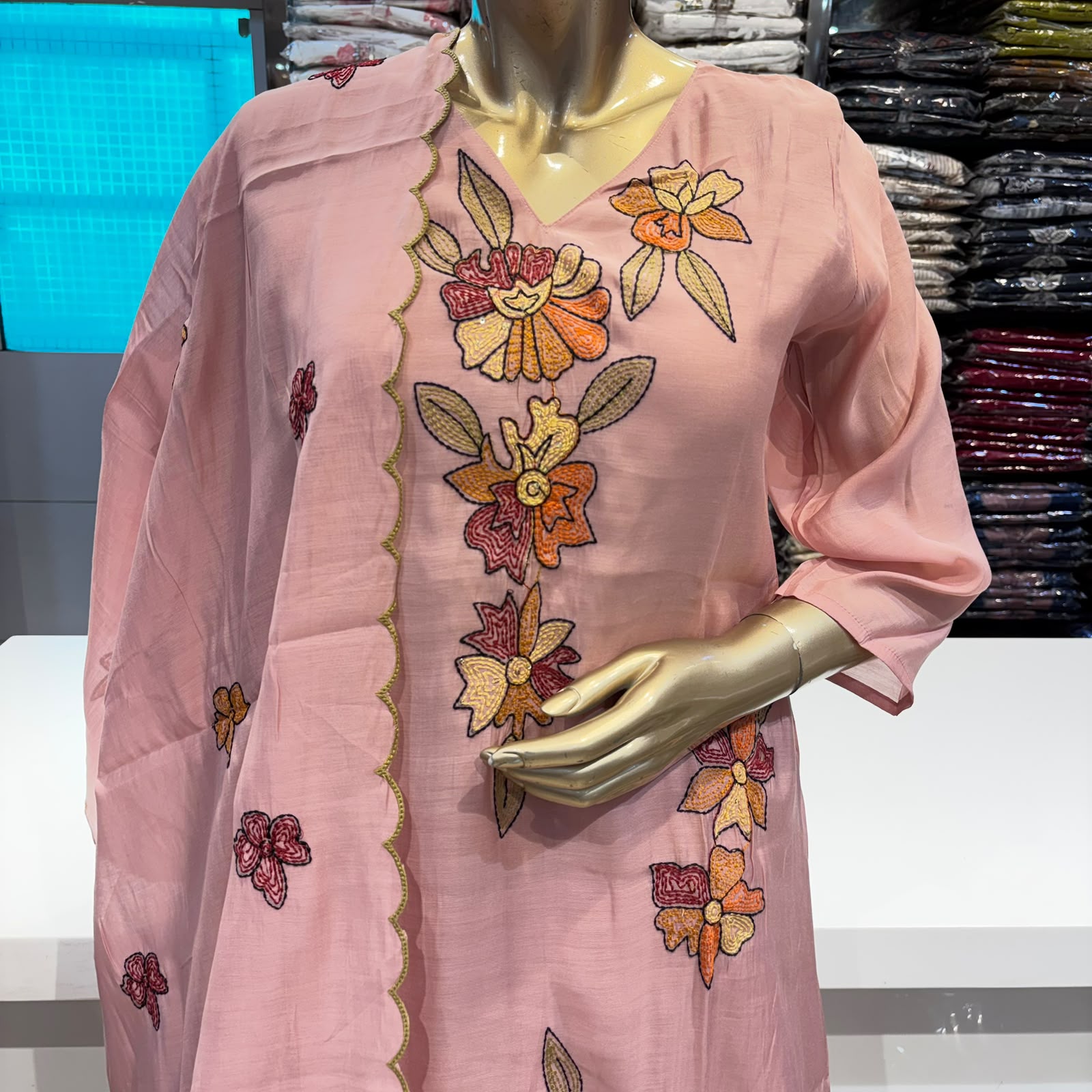 Premium Designer Katha Work Kurti Set with Cut Work Dupatta - Image 2