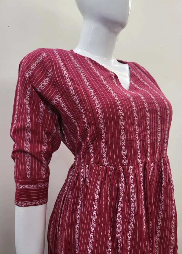Meternity/Feeding Frock 1Tire-Katha Work - Image 3